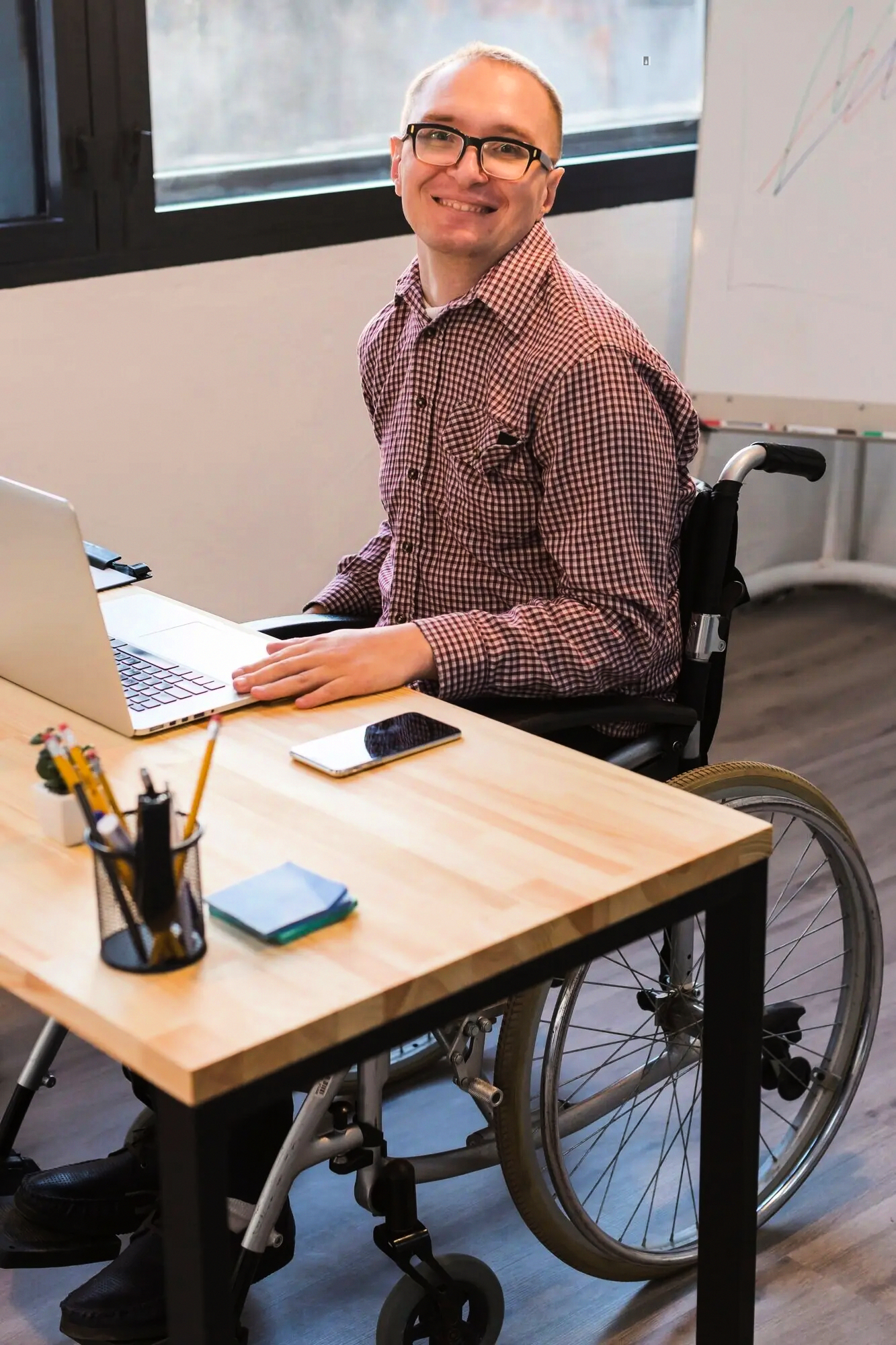 Ilustración que cubre los recorridos de inversores privados de mediana edad que construyen capital para la jubilación